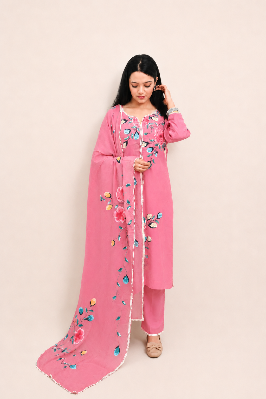 The Blooming Rose | खिला हुआ गुलाब – 3-पीस सूट सेट